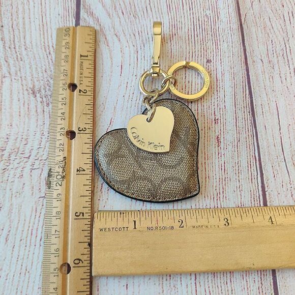 Calvin Klein signature logo hearts key ring - Picture 4 of 7